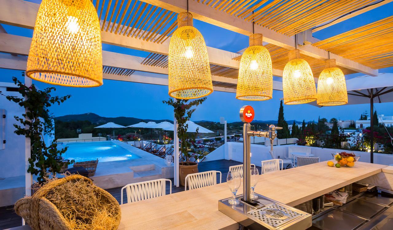 Gatzara Suites Santa Gertrudis Santa Gertrudis  Bagian luar foto
