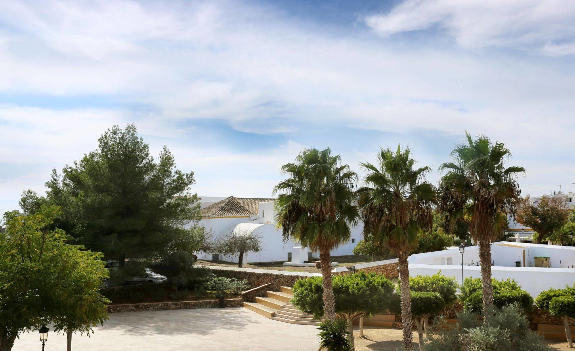 Gatzara Suites Santa Gertrudis Santa Gertrudis  Bagian luar foto