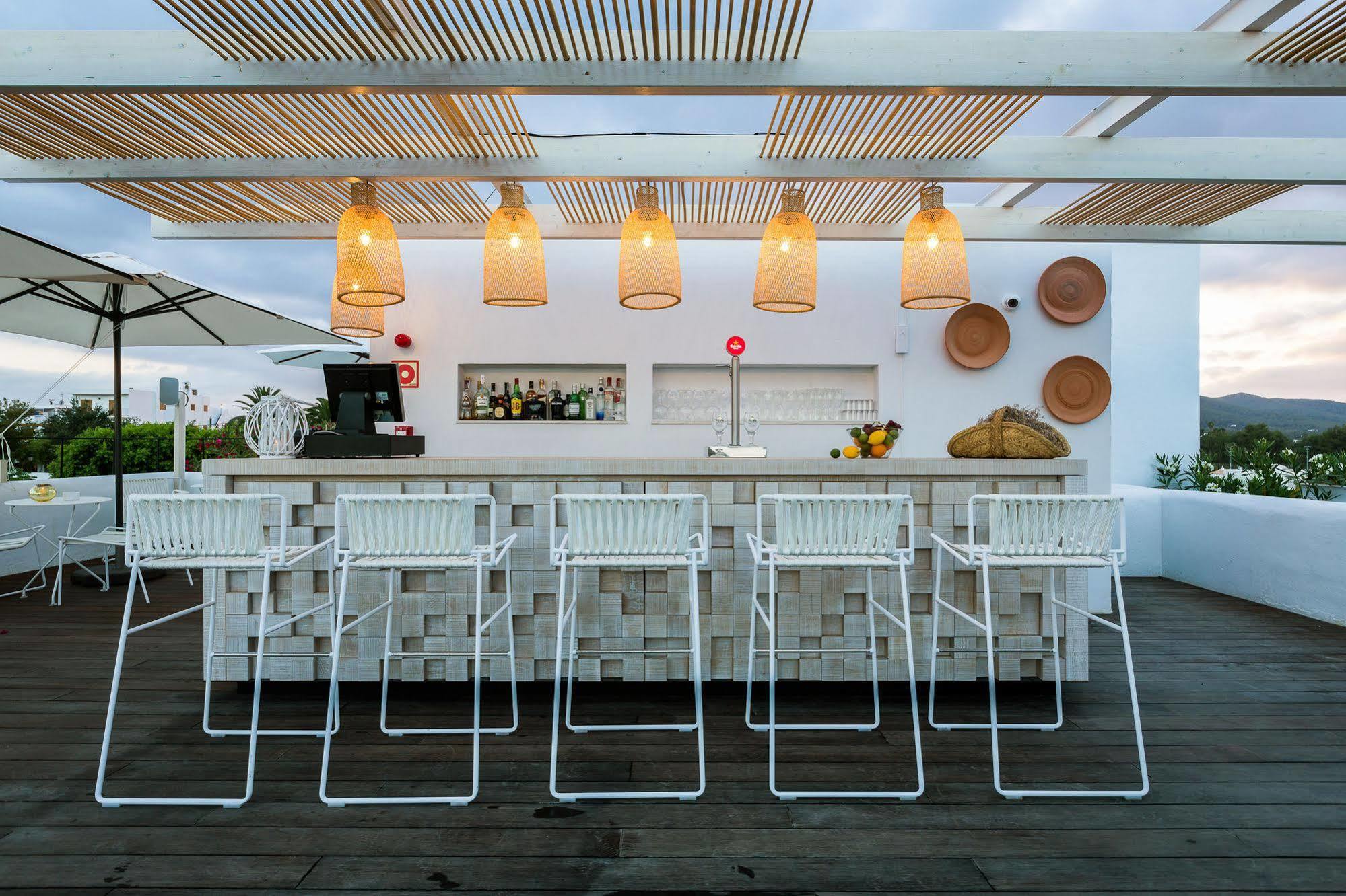 Gatzara Suites Santa Gertrudis Santa Gertrudis  Bagian luar foto